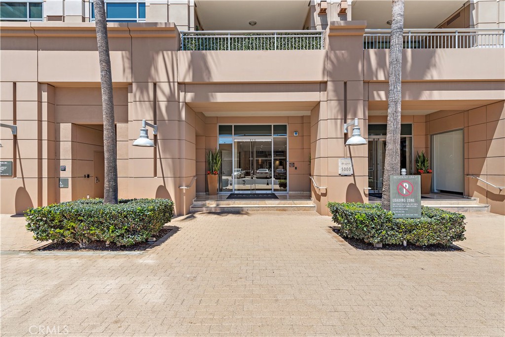 Building entrance - 5066 Scholarship, Irvine CA 92612 - photo 24