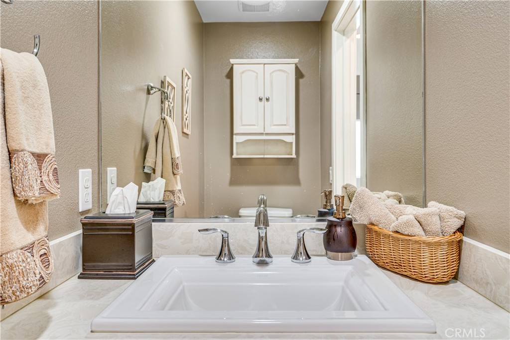 507 Rockefeller, Irvine CA 92612 - photo 10