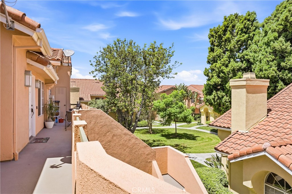 View of the open area from the front porch - 51 Abrazo Aisle 169, Irvine CA 92614 - photo 5