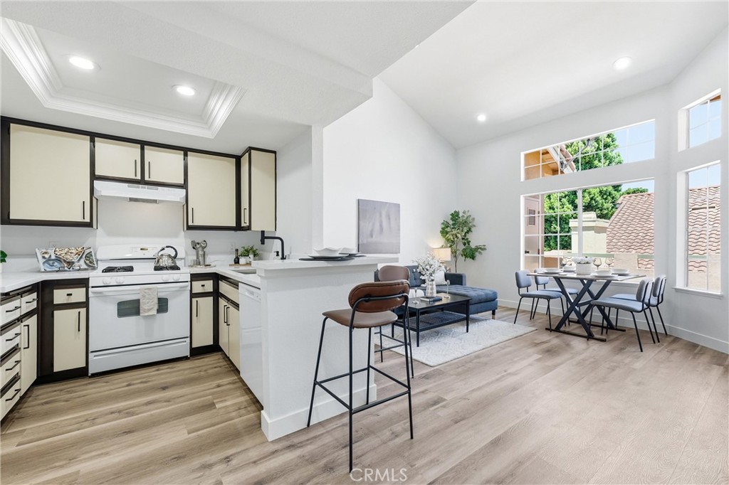 51 Abrazo Aisle 169, Irvine CA 92614 - photo 11