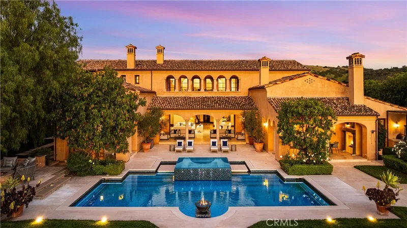 51 Echo, Irvine