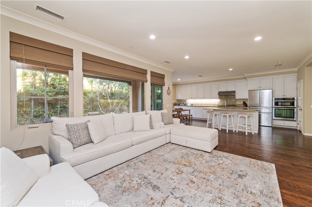 51 Lupari, Irvine CA 92618 - photo 6