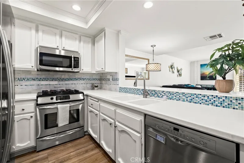 5151 Walnut Unit#27, Irvine, CA 92604