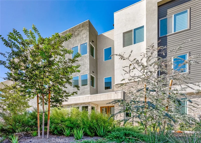 519 Mulligan, Irvine, CA 92618