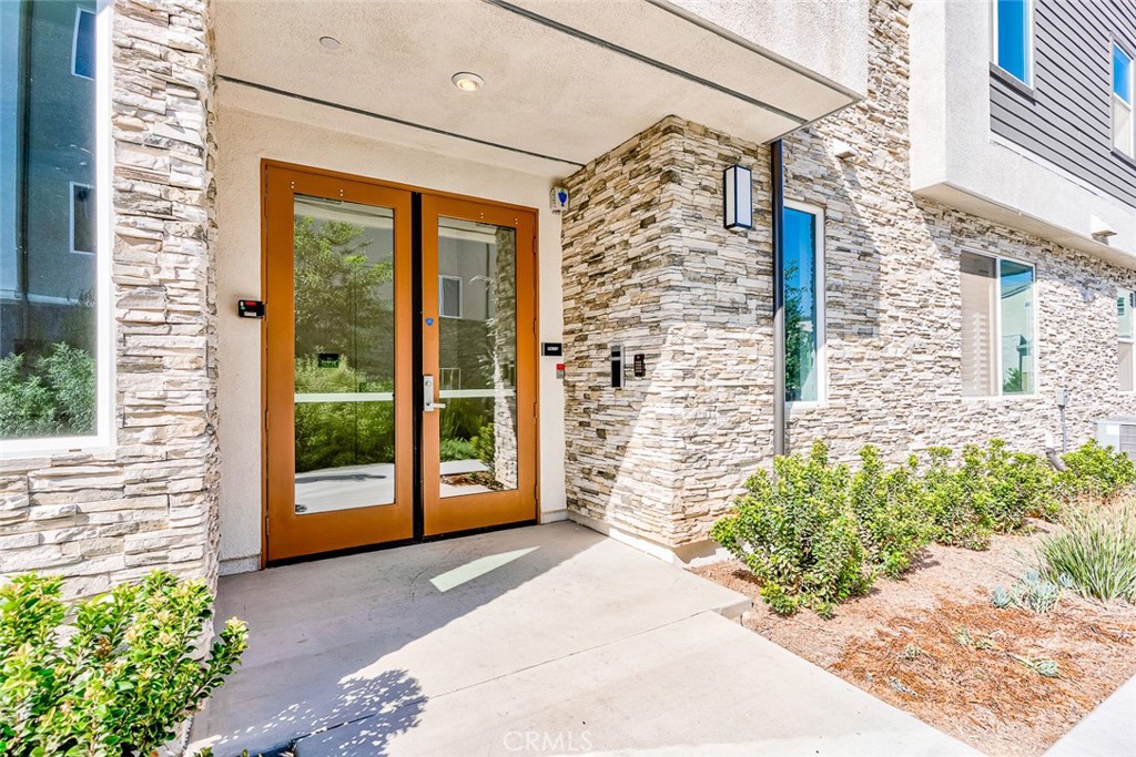 519 Mulligan, Irvine CA 92618 - photo 2