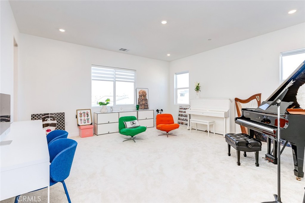 519 Mulligan, Irvine CA 92618 - photo 16