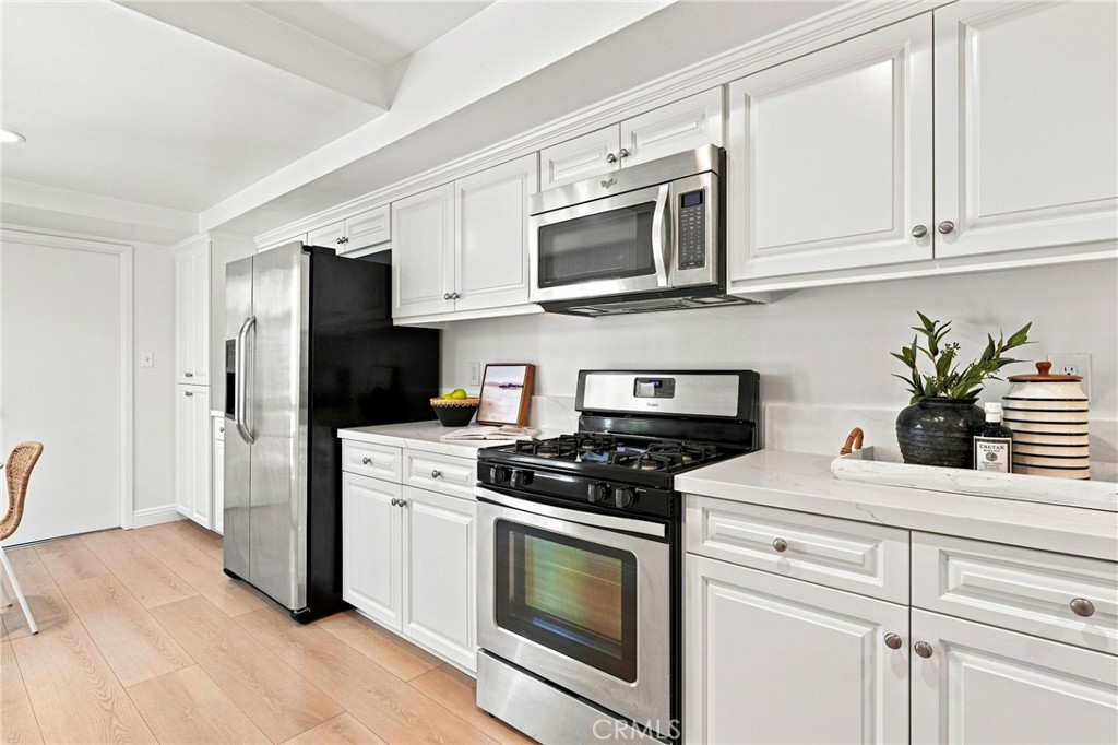 52 Acacia Tree Lane, Irvine CA 92612 - photo 12