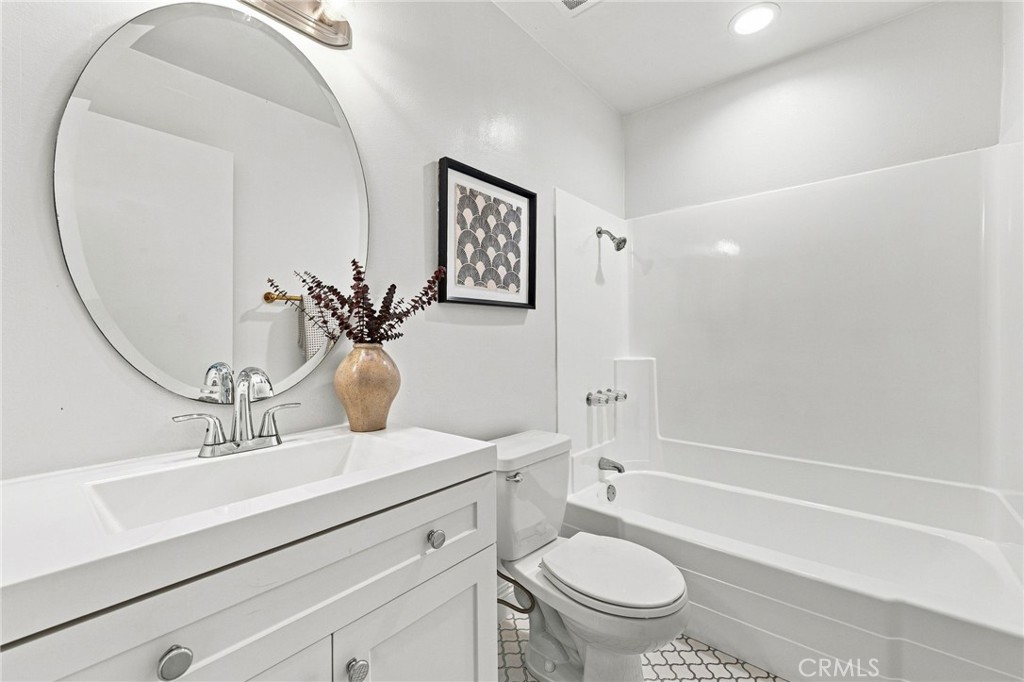 52 Acacia Tree Lane, Irvine CA 92612 - photo 31