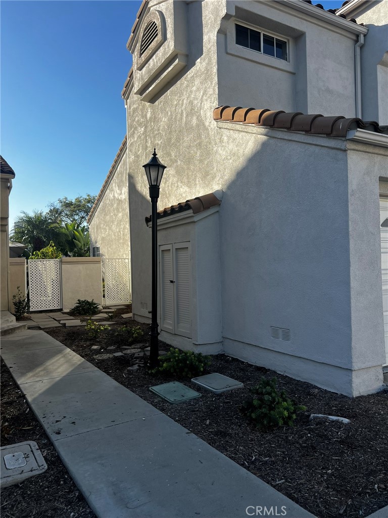 52 Almador, Irvine CA 92614 - photo 2