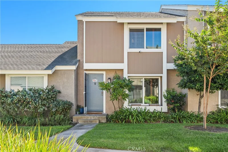 52 Briarwood, Irvine