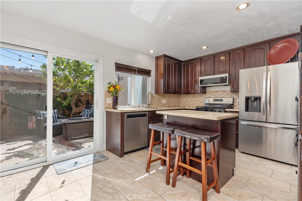 52 Briarwood, Irvine CA 92604 - photo 7