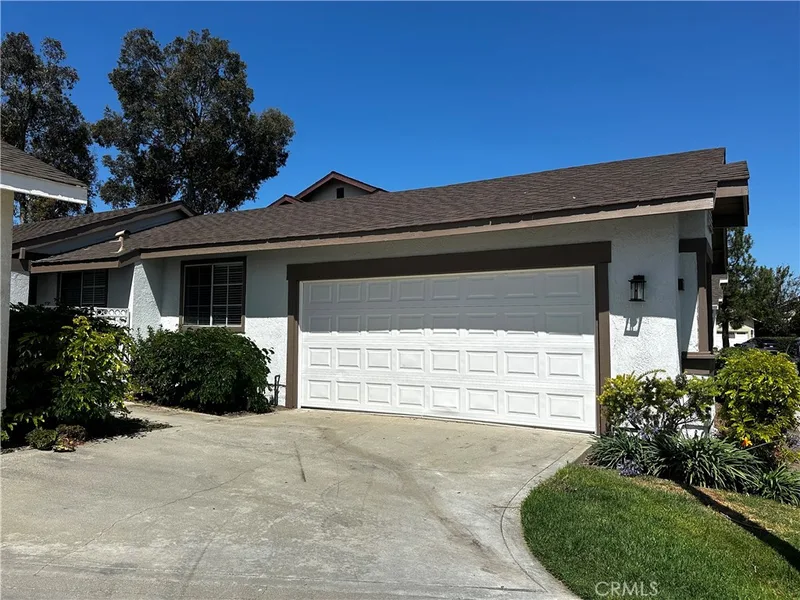 52 Bridgeport, Irvine, CA 92620