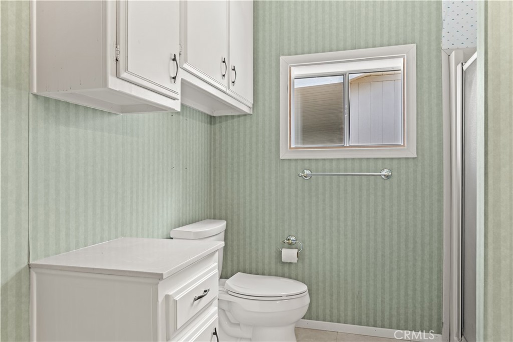 Bathroom 1 - 5200 Irvine #343, Irvine CA 92620 - photo 16