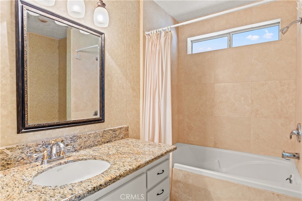 Bathroom 2 - 5200 Irvine #343, Irvine CA 92620 - photo 20