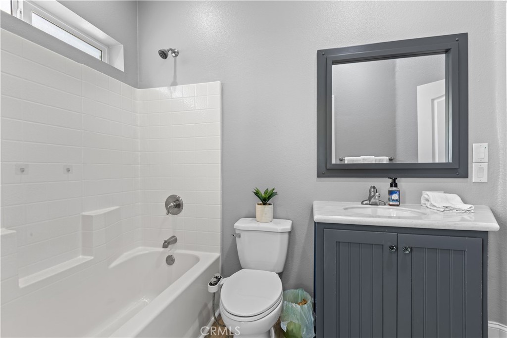 Full Bath for bedroom 2 & 3 - 5200 Irvine 58, Irvine CA 92620 - photo 20