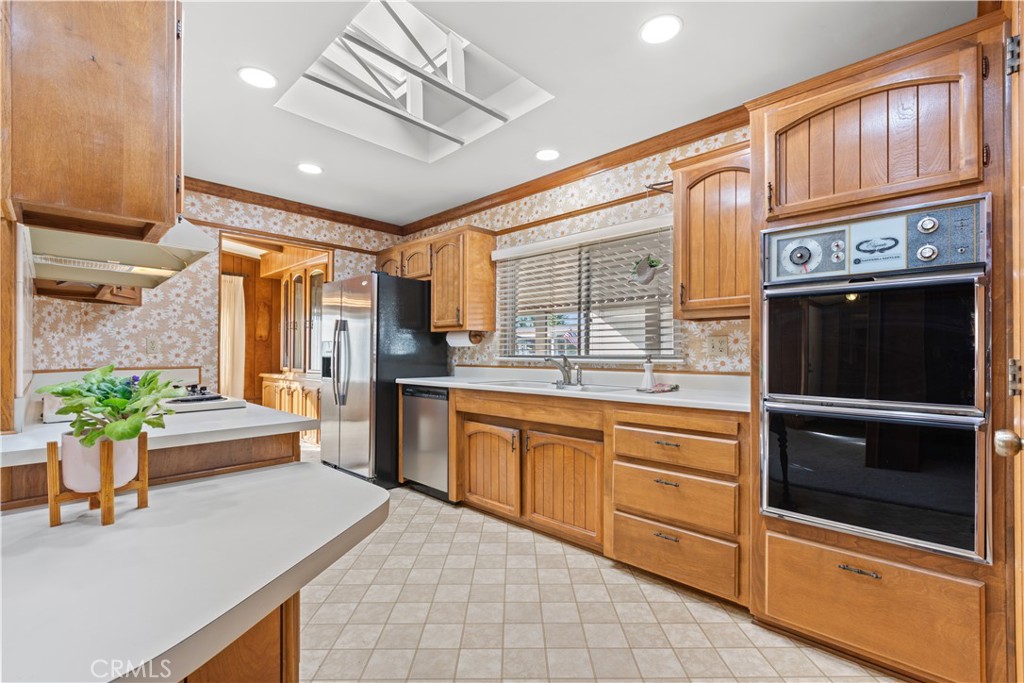 Kitchen - 5200 Irvine Blvd 61, Irvine CA 92620 - photo 11