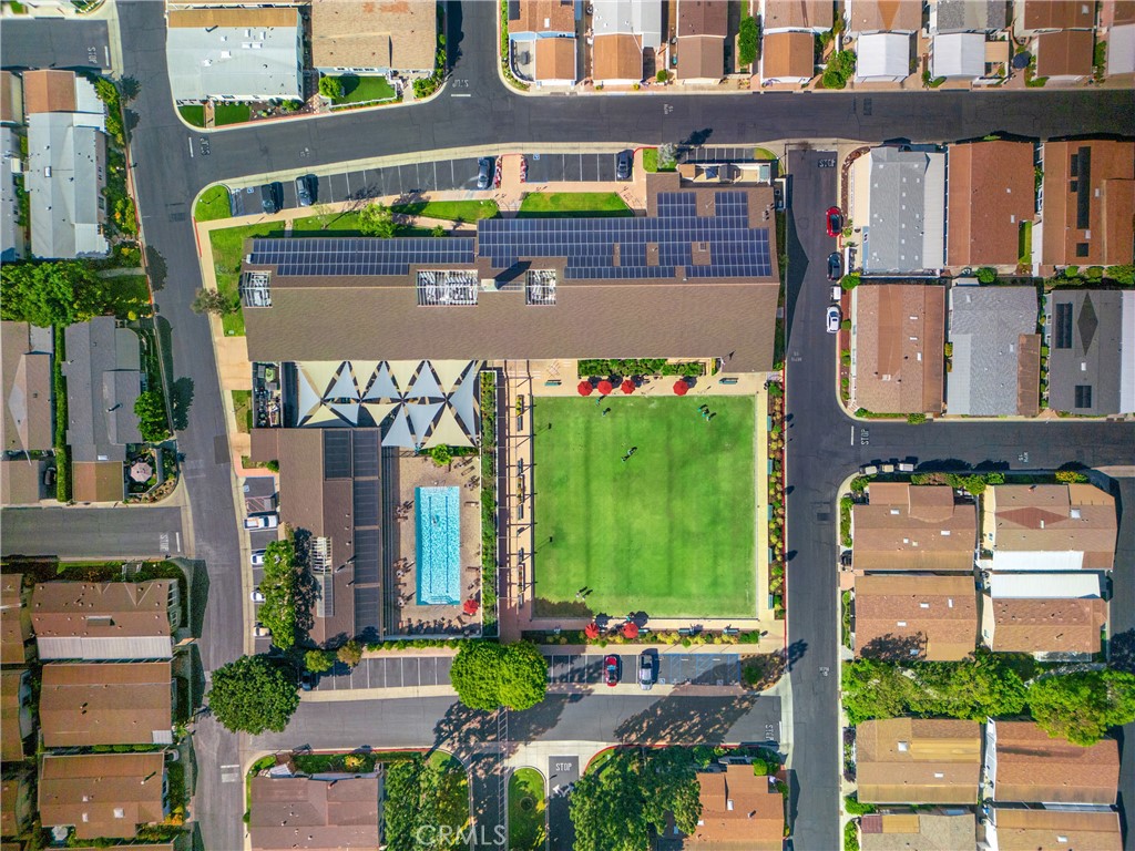 Aerial view of clubhouse area - 5200 Irvine Blvd 61, Irvine CA 92620 - photo 30