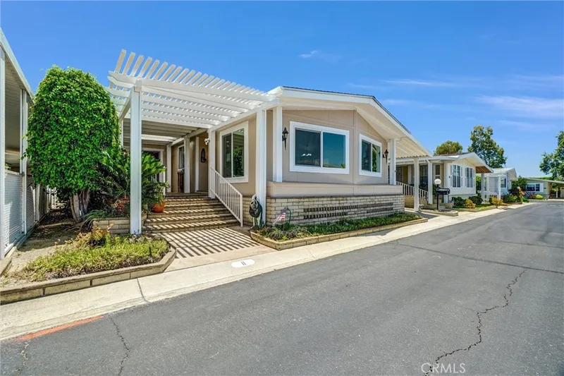 5200 Irvine Boulevard 11, Irvine, CA 92620