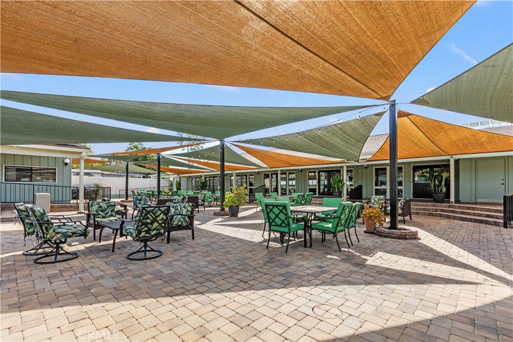 Clubhouse outdoor dining and BBQ area - 5200 Irvine Boulevard 179, Irvine CA 92620 - photo 38