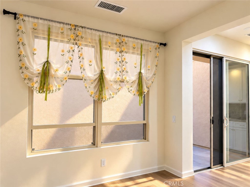 521 Rush Lily, Irvine CA 92620 - photo 3