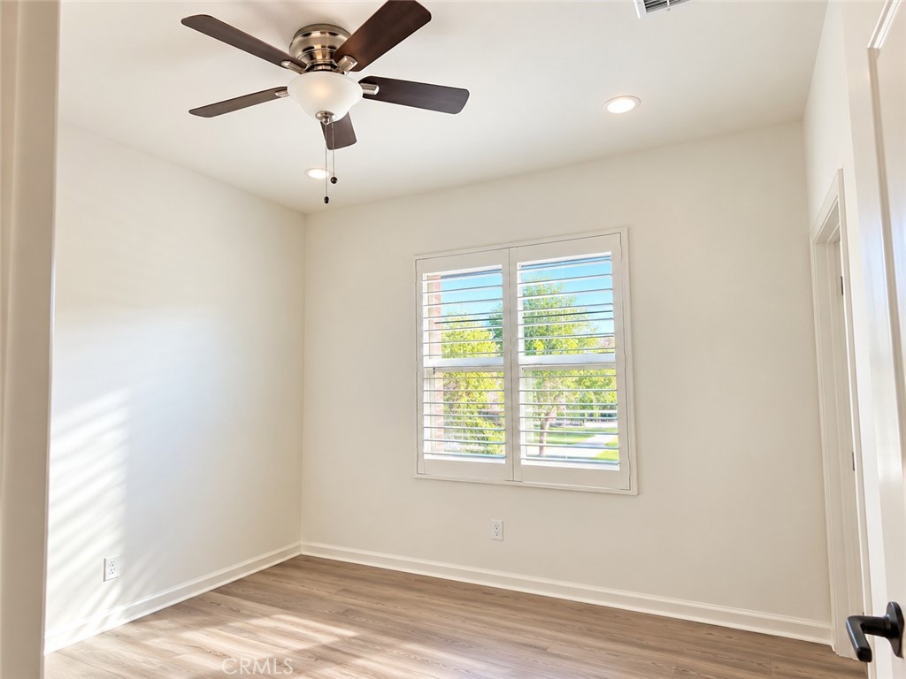 Upstairs bedroom2 - 521 Rush Lily, Irvine CA 92620 - photo 6