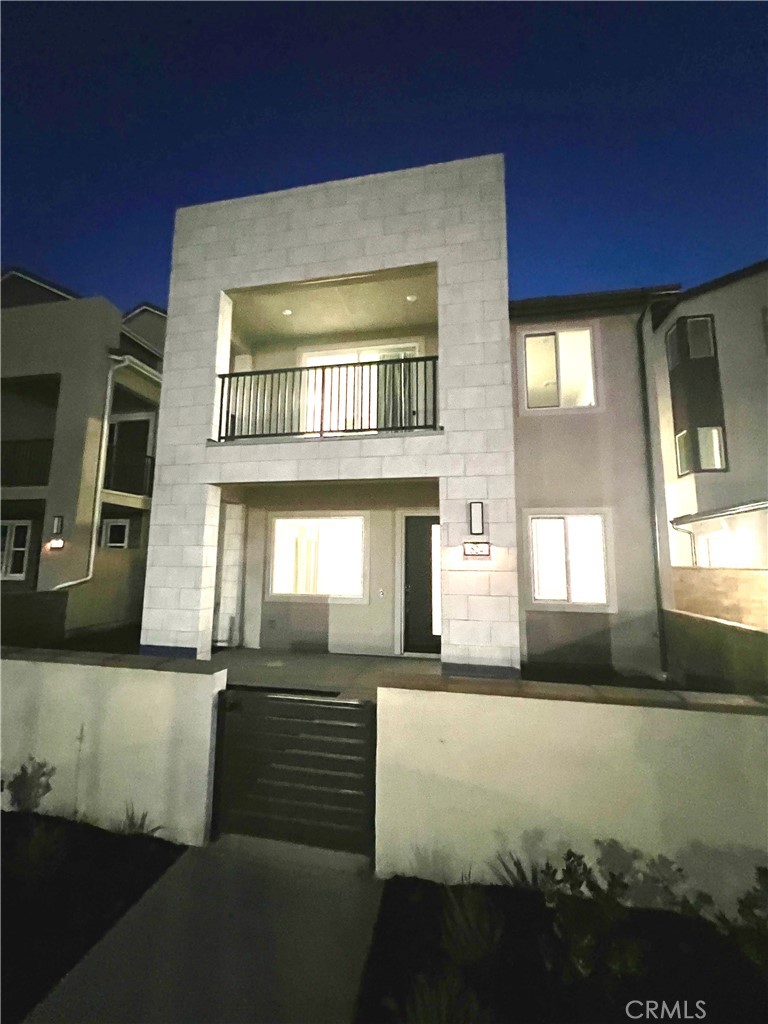 524 Gadwall, Irvine CA 92618 - photo 1