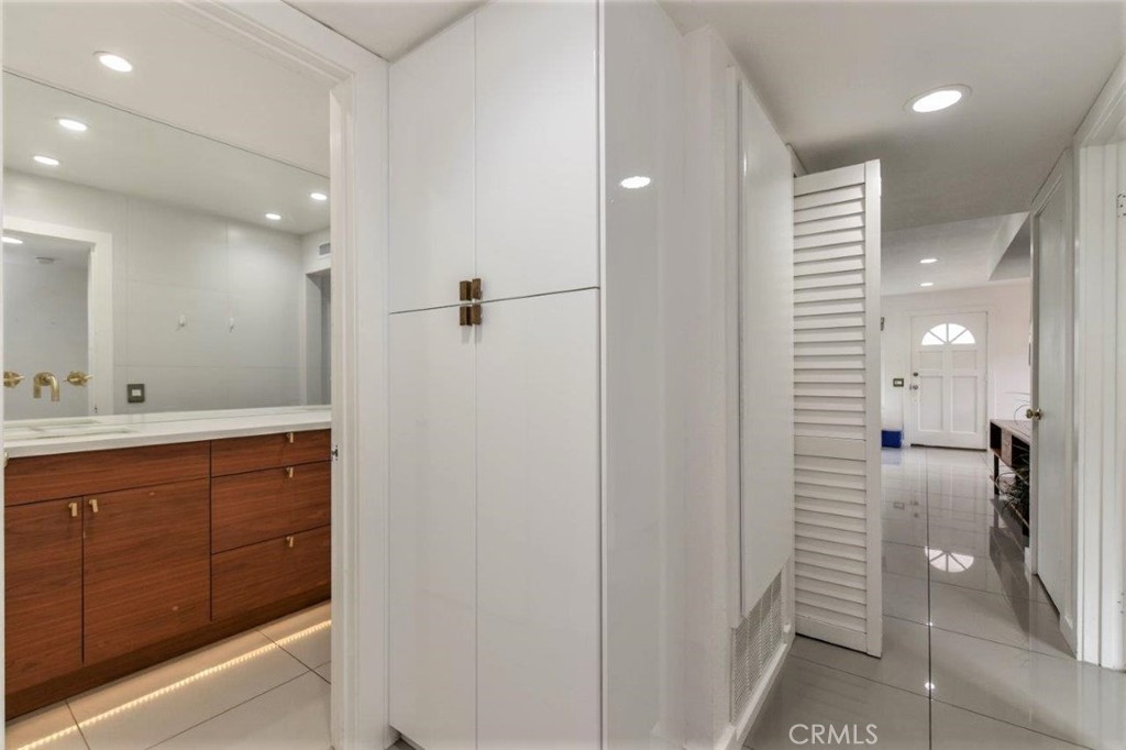 53 Oxford 14, Irvine CA 92612 - photo 12