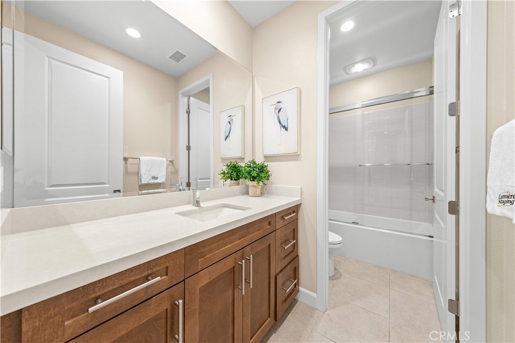 53 Tundra, Irvine CA 92602 - photo 37