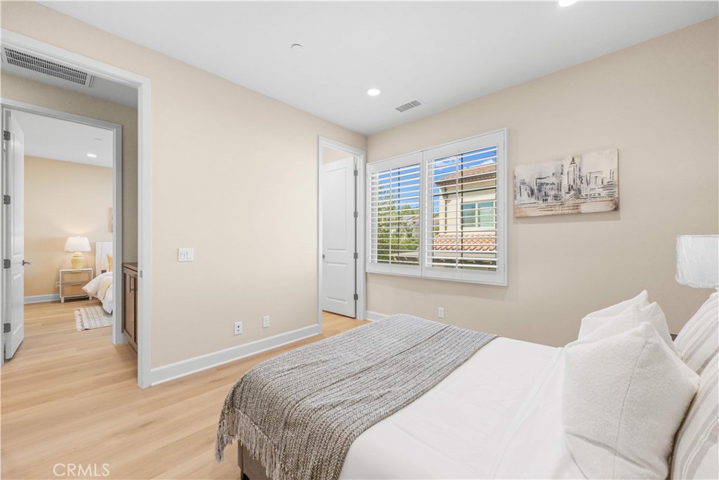 53 Tundra, Irvine CA 92602 - photo 40