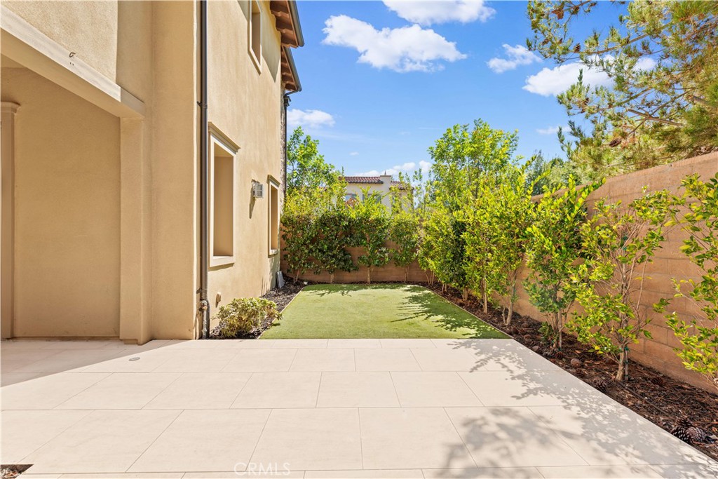53 Tundra, Irvine CA 92602 - photo 50