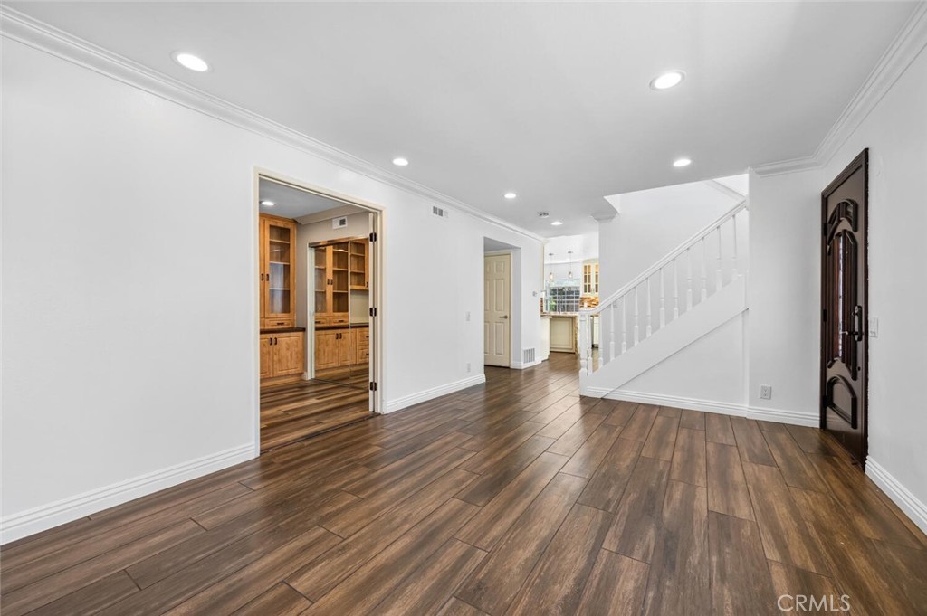 53 Willow Tree Ln, Irvine CA 92612 - photo 8