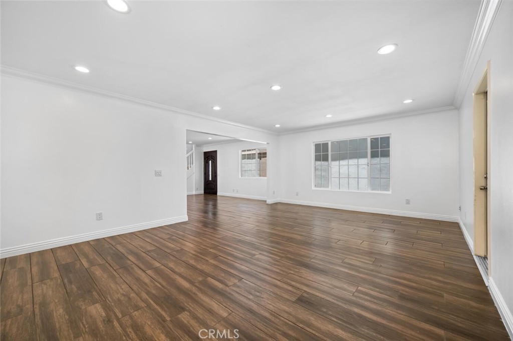 53 Willow Tree Ln, Irvine CA 92612 - photo 14
