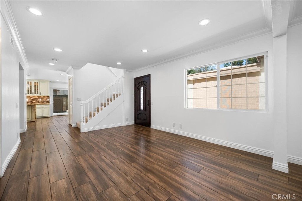53 Willow Tree Ln, Irvine CA 92612 - photo 16