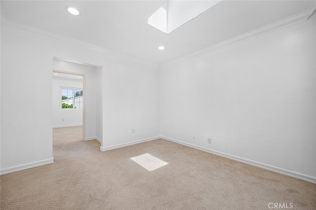 53 Willow Tree Ln, Irvine CA 92612 - photo 36