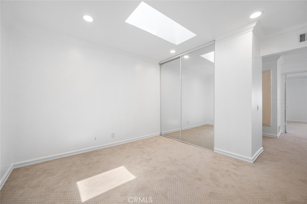 53 Willow Tree Ln, Irvine CA 92612 - photo 41