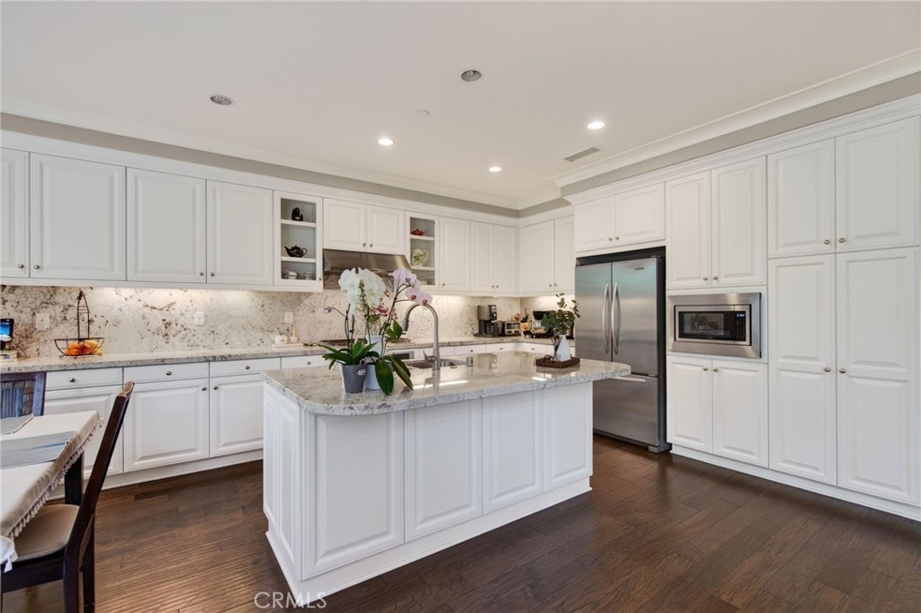 54 Brindisi, Irvine CA 92618 - photo 5