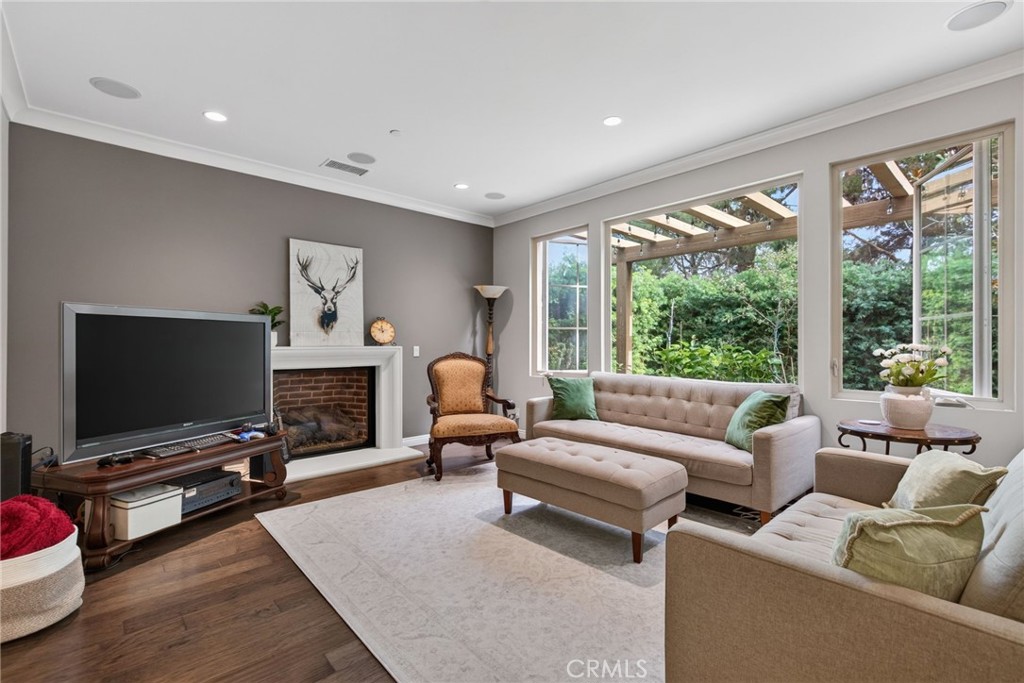 54 Brindisi, Irvine CA 92618 - photo 10