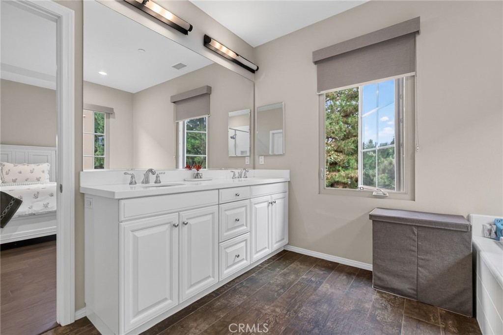 54 Brindisi, Irvine CA 92618 - photo 20