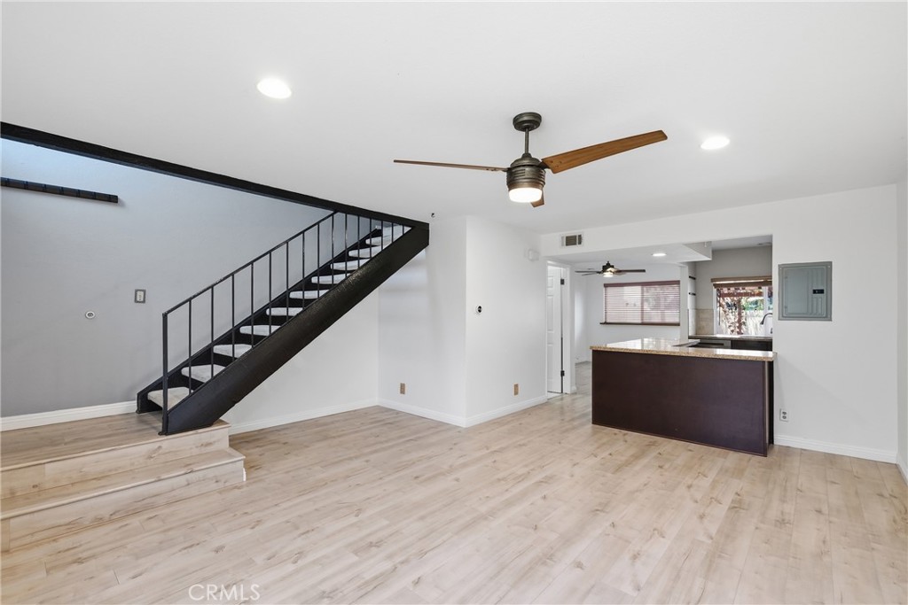 Living room - 54 Oval Road, Irvine CA 92604 - photo 4