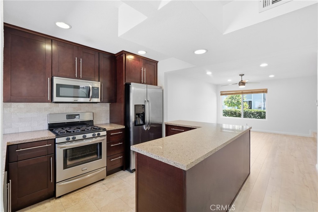 Kitchen - 54 Oval Road, Irvine CA 92604 - photo 7