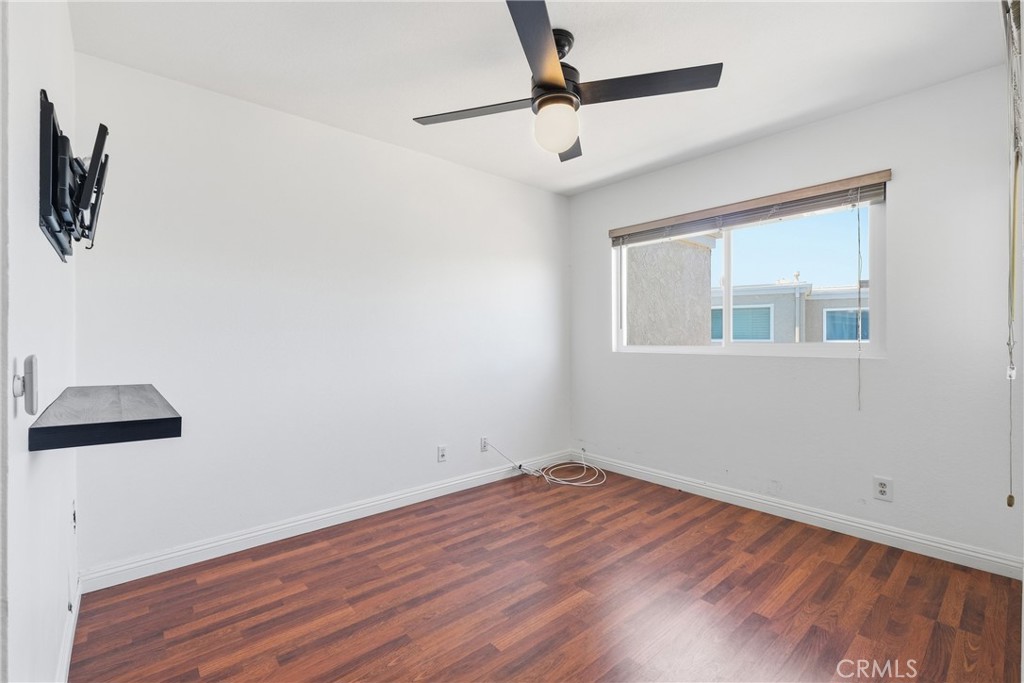 Primary bedroom - 54 Oval Road, Irvine CA 92604 - photo 16