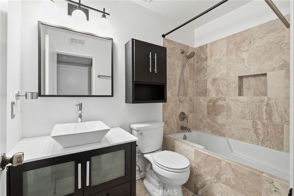 2nd floor bathroom - 54 Oval Road, Irvine CA 92604 - photo 20