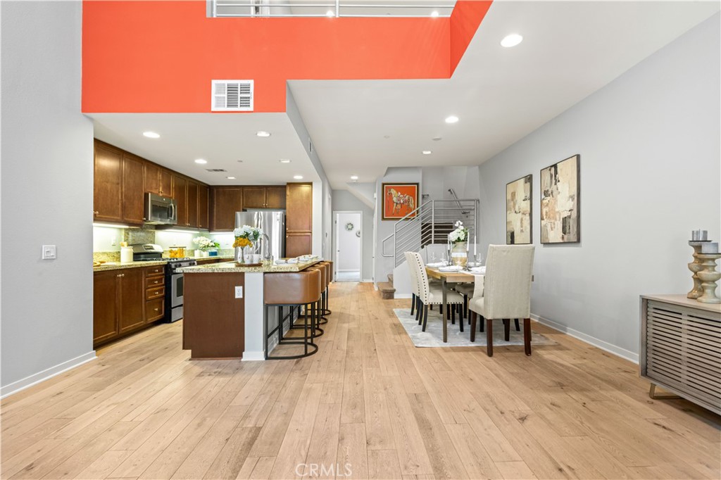 543 Rockefeller, Irvine CA 92612 - photo 7
