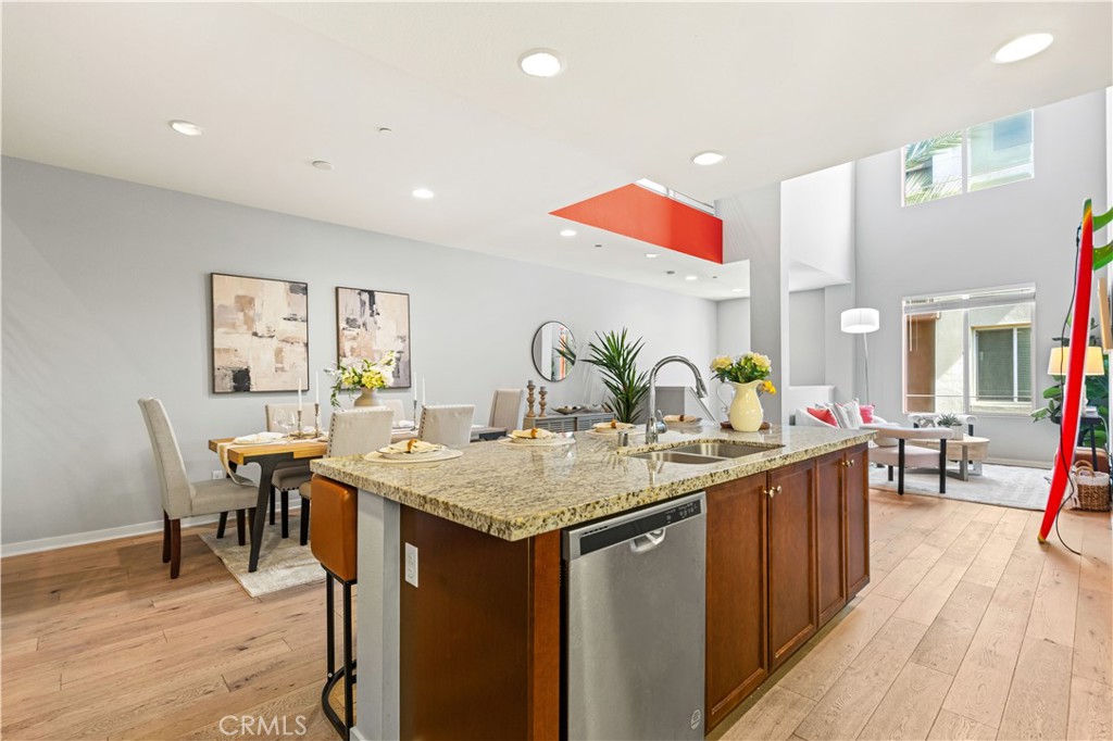 543 Rockefeller, Irvine CA 92612 - photo 8