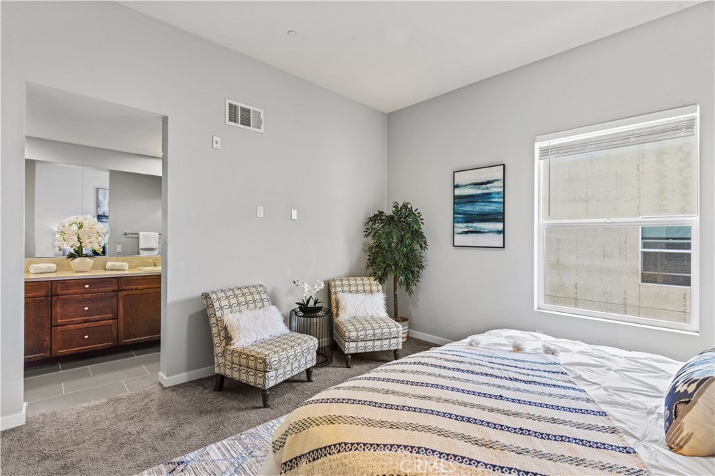 543 Rockefeller, Irvine CA 92612 - photo 19