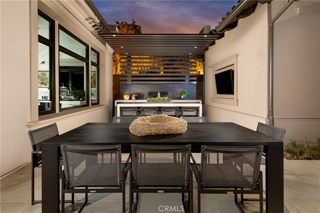 Model Home - 548 PENINSULA, Irvine CA 92602 - photo 7
