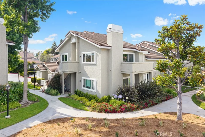 549 Springbrook N, Irvine, CA 92614
