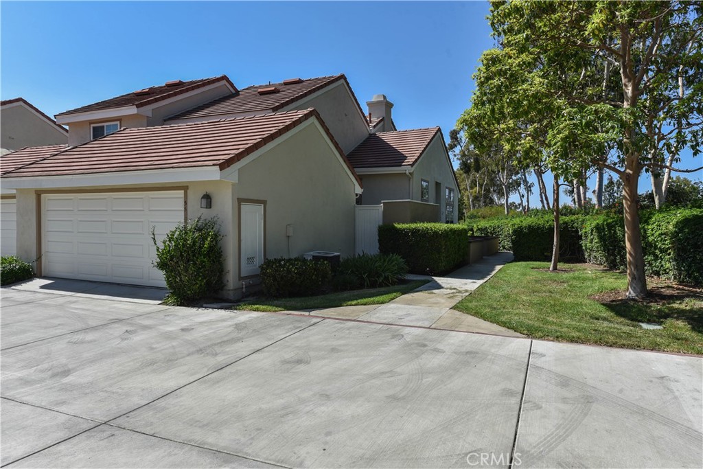 55 Wellesley 55, Irvine CA 92612 - photo 1