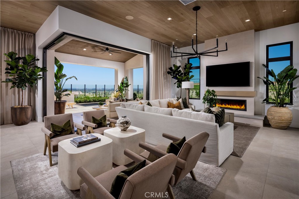 Model Home - 552 PENINSULA, Irvine CA 92602 - photo 9