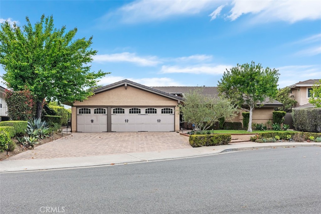 5542 Oakley, Irvine CA 92603 - photo 1